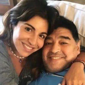 El desgarrador posteo de Gianinna Maradona para Diego: "Esa banda de mafiosos va a caer"