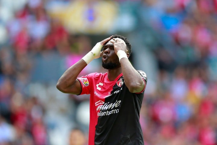 Caicedo no pudo continuar con su racha goleadora. Foto: EFE/ Francisco Guasco