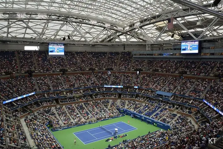 El impresionante Arthur Ashe Stadium, donde se juegan los duelos más importantes del US Open