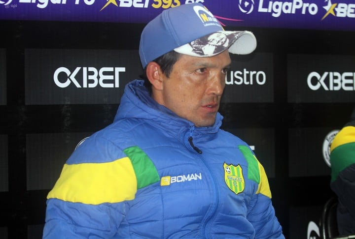 Gualaceo perdió ante Cumbayá y Leonardo Vanegas renunció como entrenador (API).
