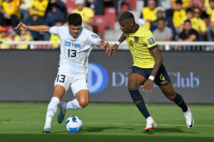 Uruguay cayó 2-1 en Quito (AFP)