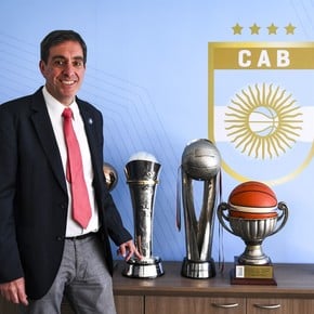 Sergio Gatti asumió la presidencia de la Confederación Argentina de Básquetbol