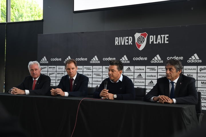 Marcelo Gallardo, el director técnico más ganador de la historia de River Plate, anunció este mediodía el final de su exitoso ciclo de ocho años y medio en el club al término de la participación en la Liga Profesional de Fútbol TELAM