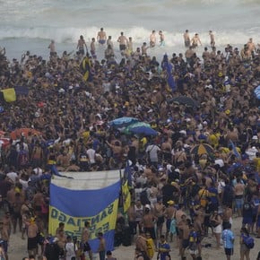 Tremenda fiesta de Boca en Río de Janeiro: banderazo, nuevos hits y la Copa Libertadores