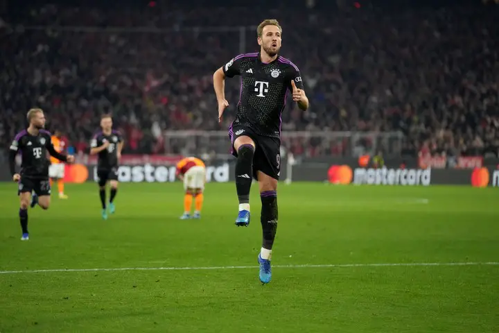 Harry Kane no deja de hacer goles en el Bayern Múnich (AP).