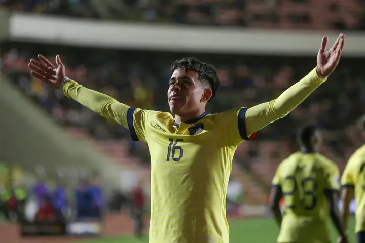 Kendry Páez ya convirtió un gol con la camiseta de Ecuador. (EFE)
